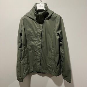 Swiss Tech Green Hooded Jacket Windbreaker Lightweight Rain Jacket Utility Outdo